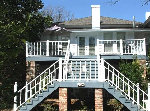 Amzi Love-Lincoln Homes Bed & Breakfast - Image 1