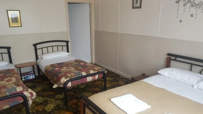 Tingle All Over Budget Accommodation - Image 1