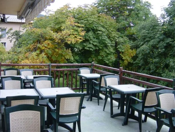 le Beau Site hotel - Image 1