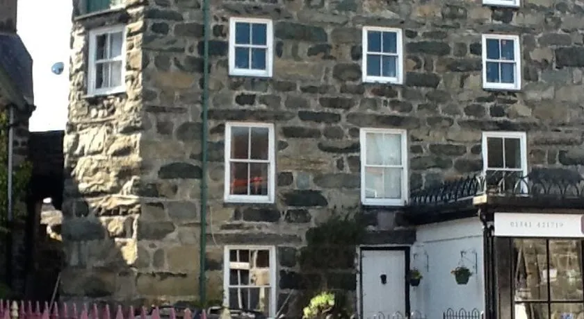Ty Seren Bed and Breakfast - Image 1