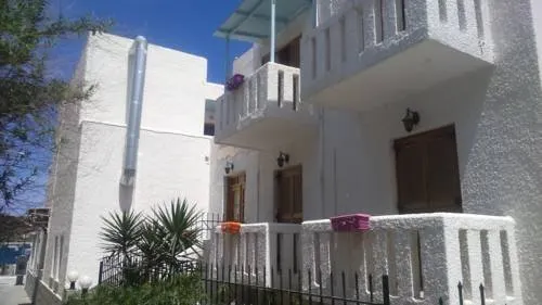 Porto Serifos - Image 1