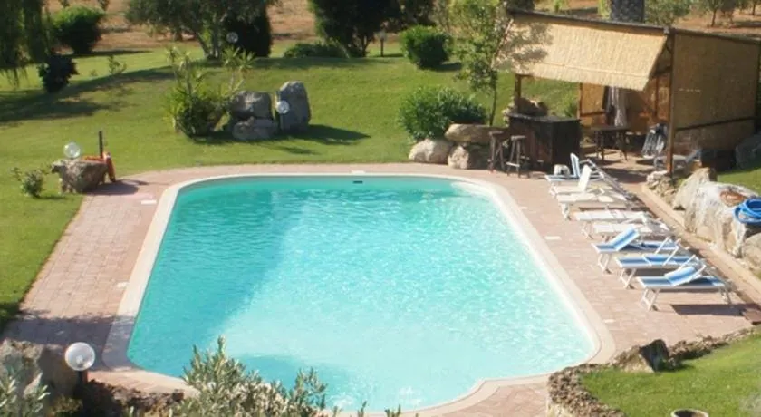 Villa Lorena San Vincenzo - Image 1