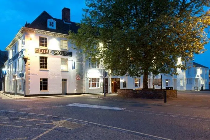 Globe Hotel - Image 1