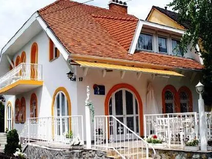 Elizabeth Apartmanhaz - Image 1