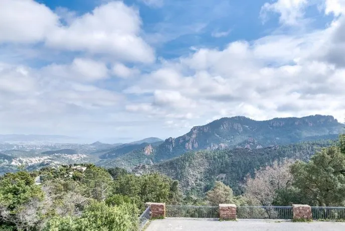 Magnificent Contemporary Villa Esterel Massif - Image 1