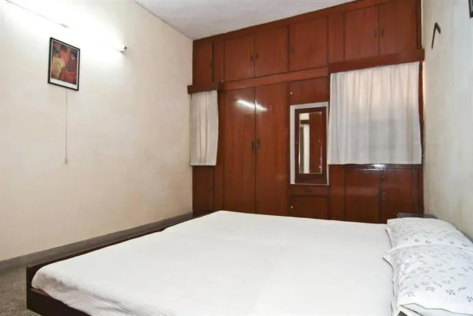 Alaknanda House - Image 1