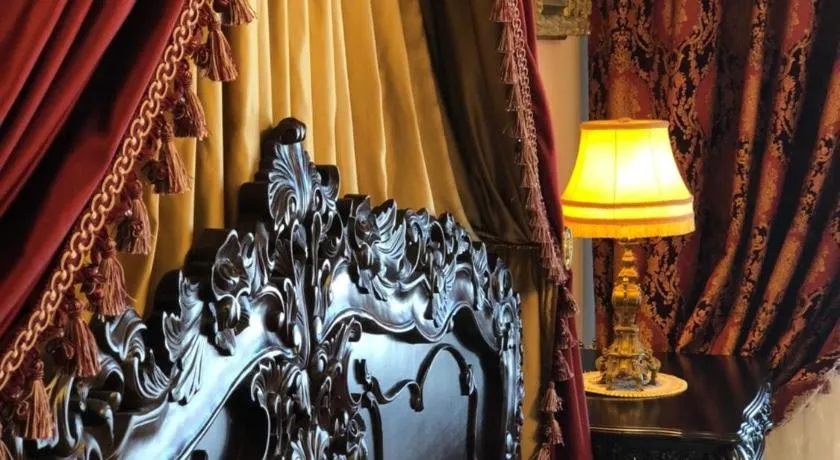Grand Duke Apartments - Image 1