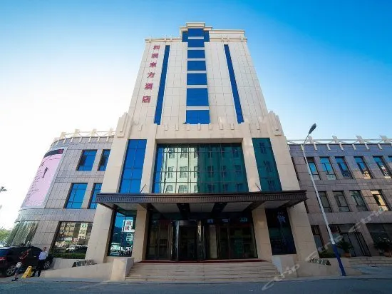 HR-East Hotel - Image 1