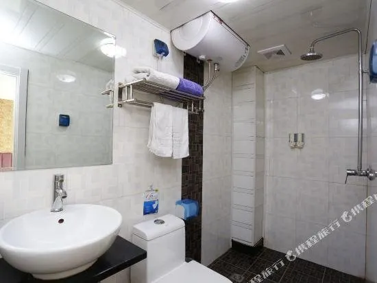 U100 BUSINESS HOTEL CHANGCHUN YONG'AN STREET - Image 1