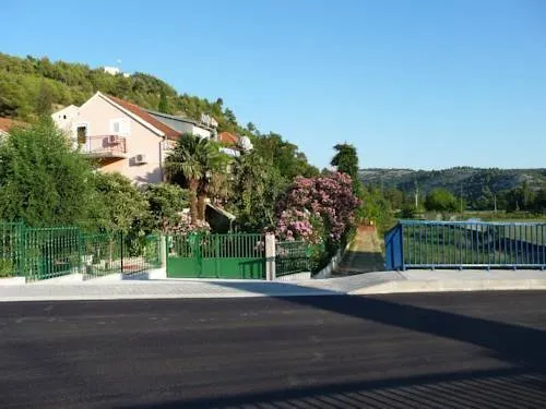 Guesthouse Erceg - Image 1