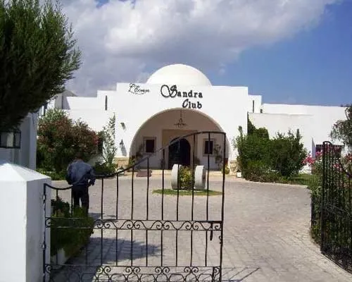 Bravo Garden - Image 1