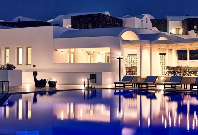SANTO MARIS OIA LUXURY SUITES AND SPA - Image 1
