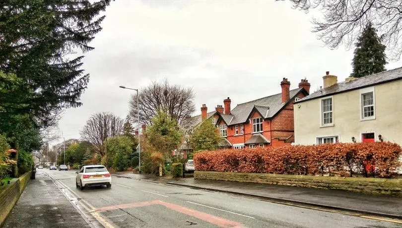 Gatley Homestay - Image 1