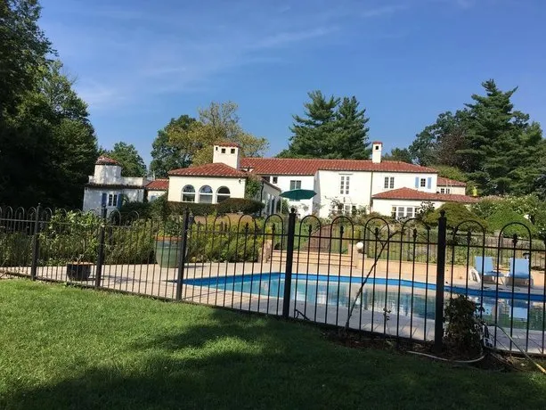 Spanish Mansion - Image 1