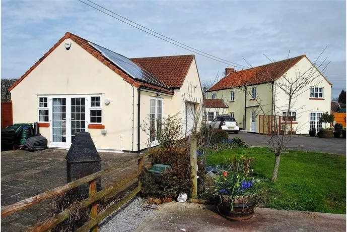 Crossway House - Image 1