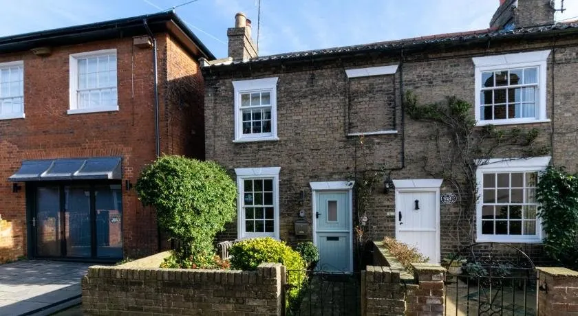 Jasmine Cottage - Image 1