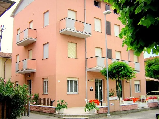 Hotel Ivette - Image 1