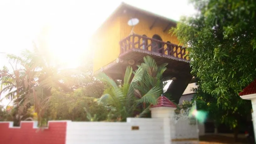 Treehouse Homestay - Image 1