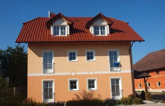 Gästezimmer Heidlmayr Pension - Image 1