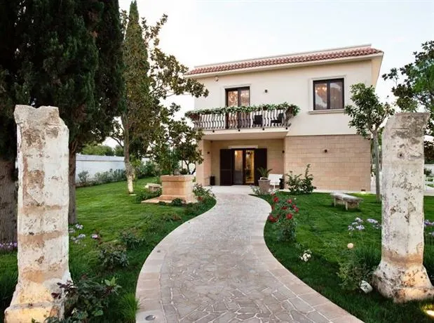 Luxury B&B Villetta Carra - Image 1