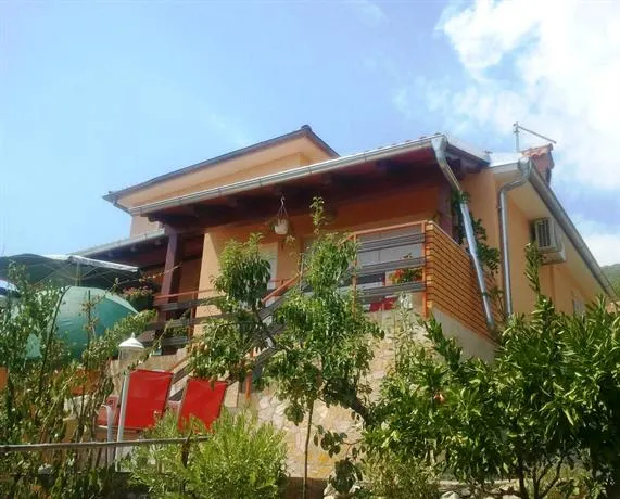 Apartment Alba - Image 1