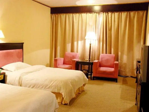 Starway Zhejiang Hotel - Image 1