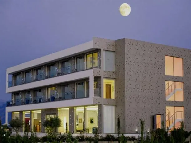 Buca Beach Resort - Image 1