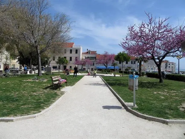 Kastela stone town house - Image 1