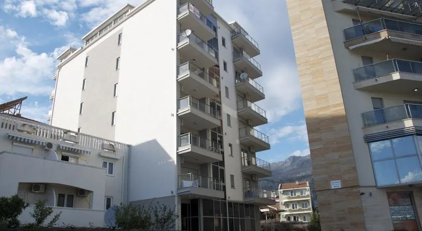 Apartments Marina Budva - Image 1