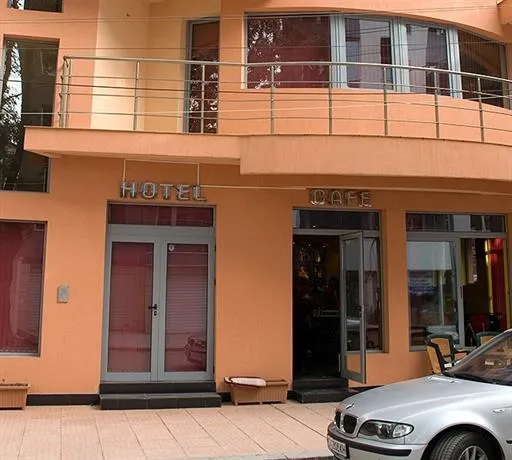 Hotel Milenium - Image 1