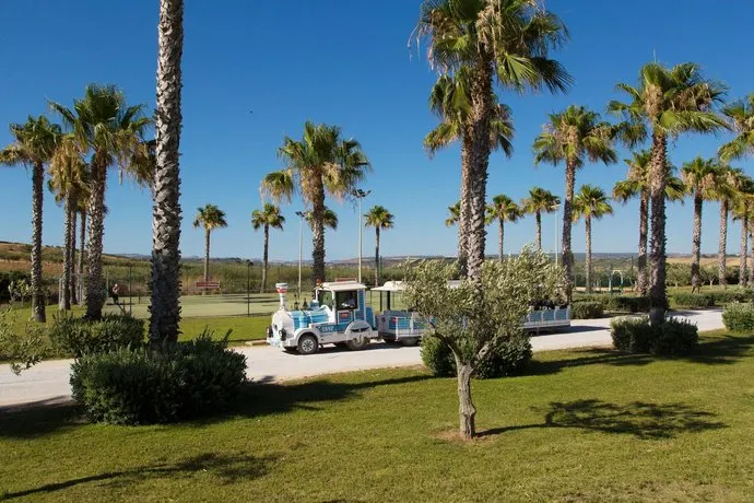 Costanza Beach Club - Image 1