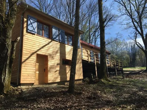 Le Chalet Des Perrieres - Image 1