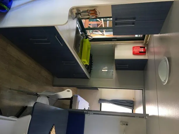 Mobil home avec barbecue, sauna et piscine - Image 1