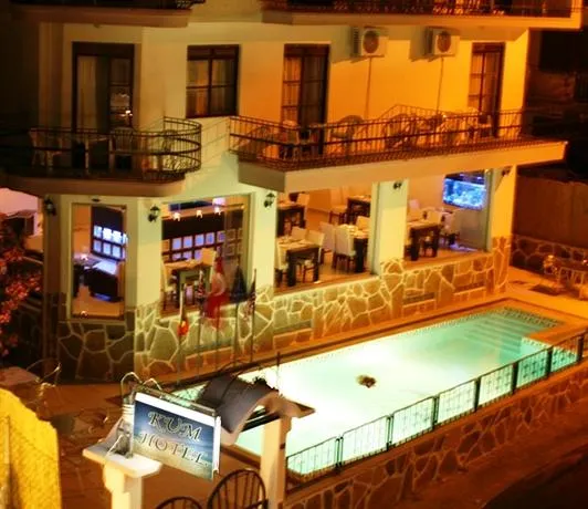Kum Hotel - Image 1