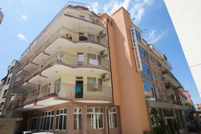 Hotel Elena Palace - Image 1