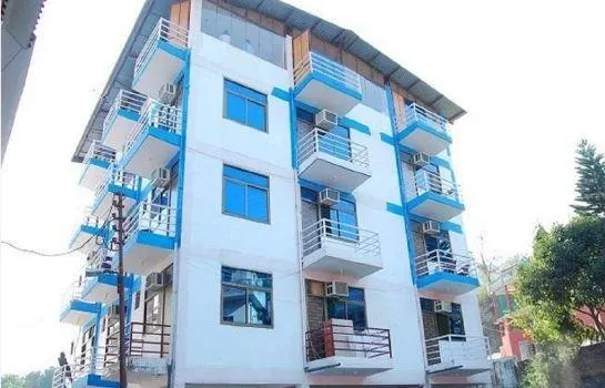 Hotel Akash Continental - Image 1