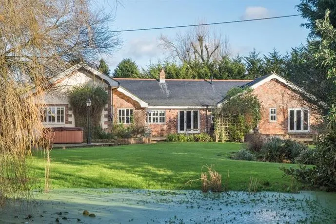 Rosemary Cottage - Image 1