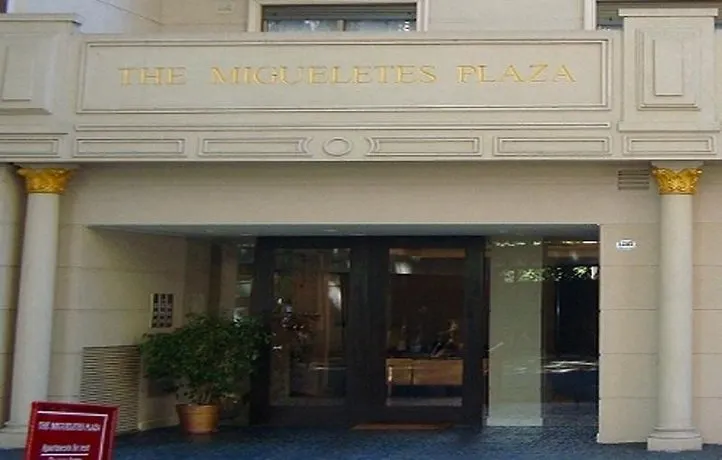 Migueletes Plaza Suites - Image 1