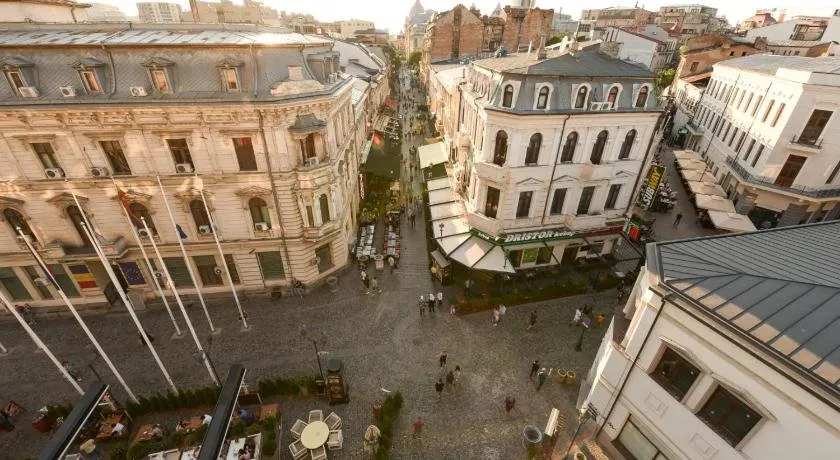 Old Town Bucharest - AMAZING Studio - Sunset View - Image 1