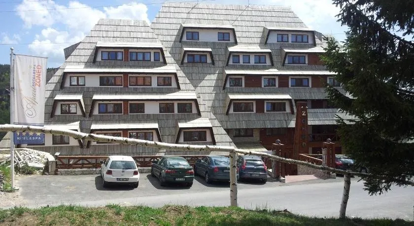 Helena Apartments - Image 1