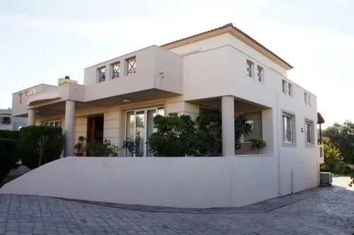 Villa Rea - Image 1