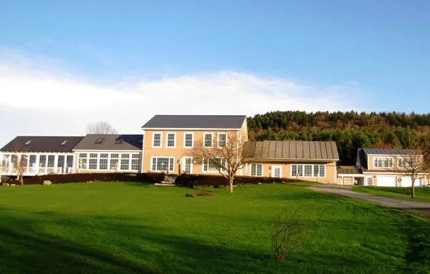 Apple Hill Inn - Image 1
