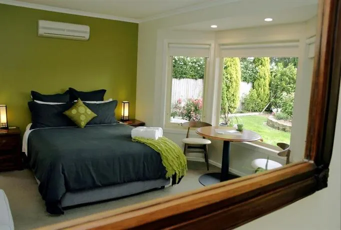 Stay Inn - Image 1