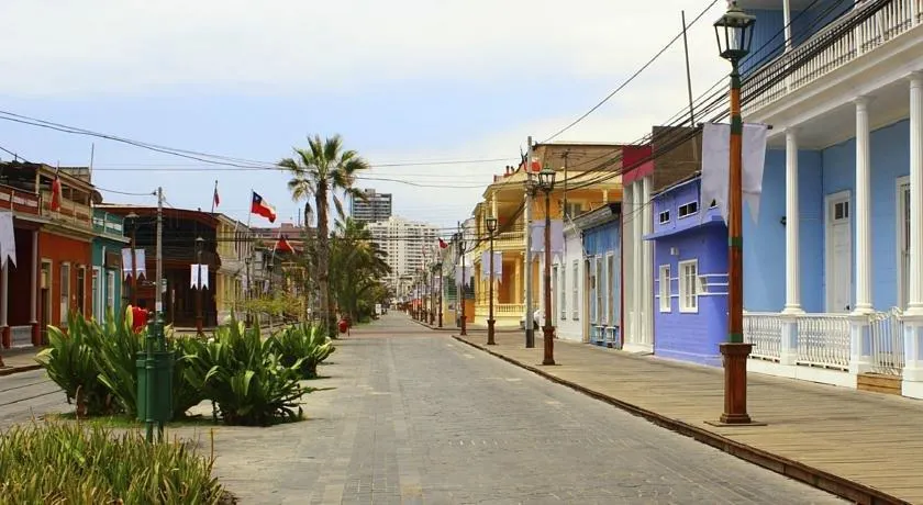 Urbano Hotel - Image 1