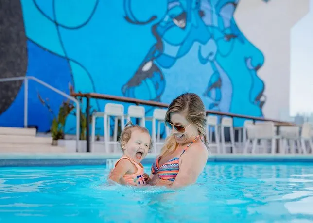 BLUE SEA BEACH HOTEL - Image 1