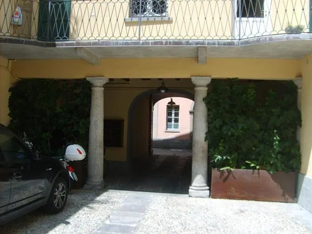 Le Tre Porte Como Vacanze - Image 1