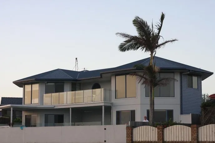 The Perfect Holiday House - Image 1
