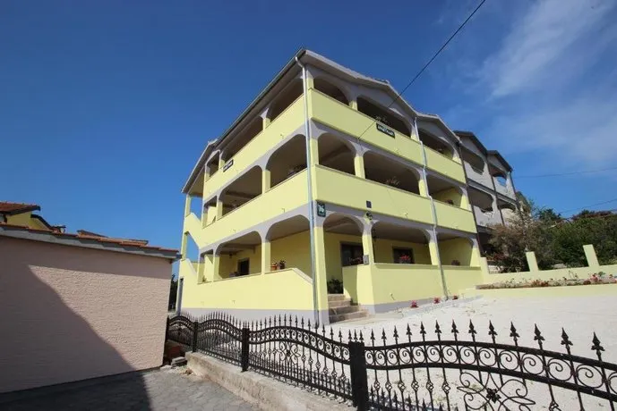 Apartments Dakovic - Image 1