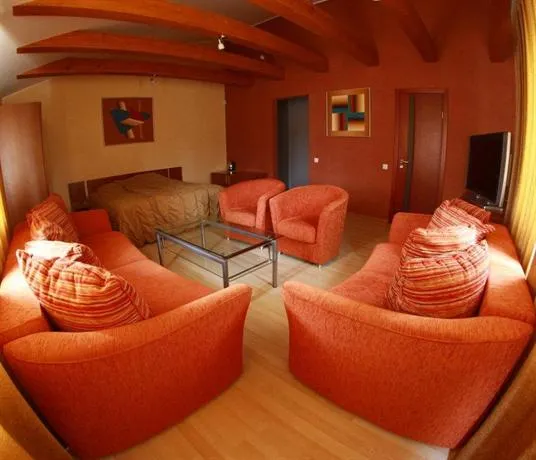 Vila Tekila - Image 1