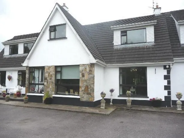 Carrigshane House - Image 1